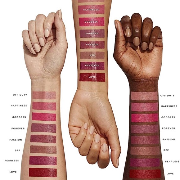 4/$25 The Honest liquid lipstick Goddess Mix n’ Match. - Picture 2 of 5